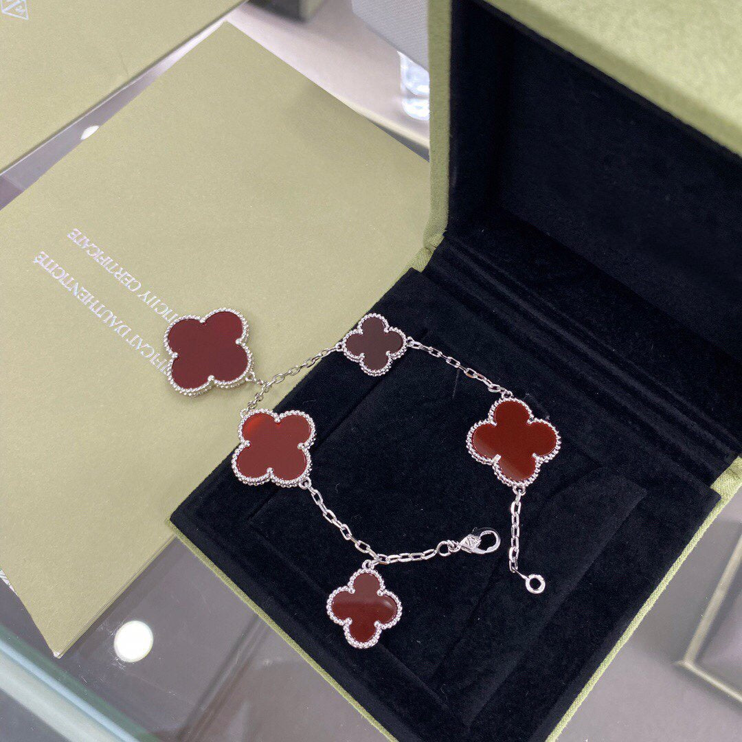 [Windsor Jewelry]CLOVER 5 MOTIFS SIVLER CARNELIAN BRACELET