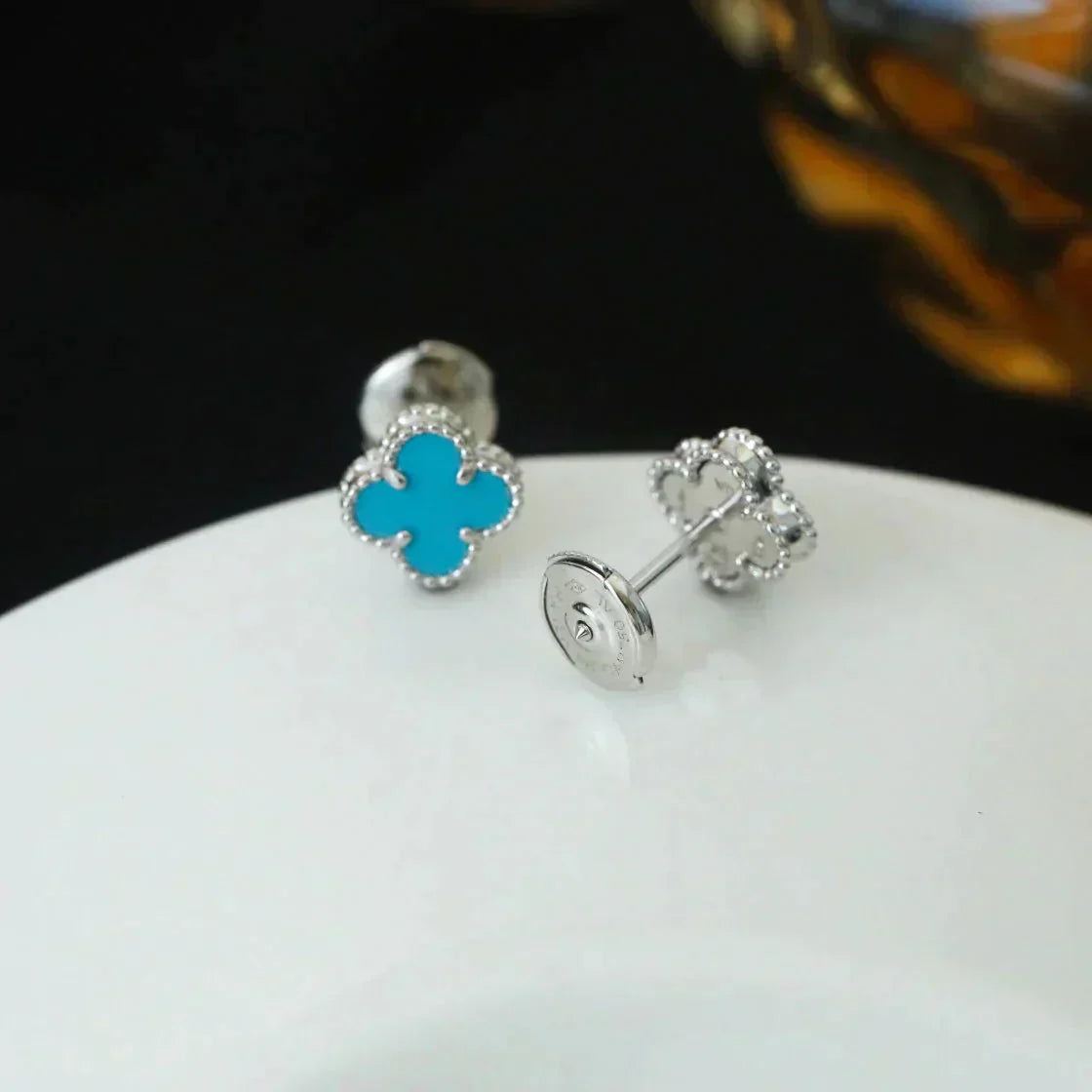 [Windsor Jewelry]CLOVER MINI 9.5MM ONYX STUD EARRINGS SILVER