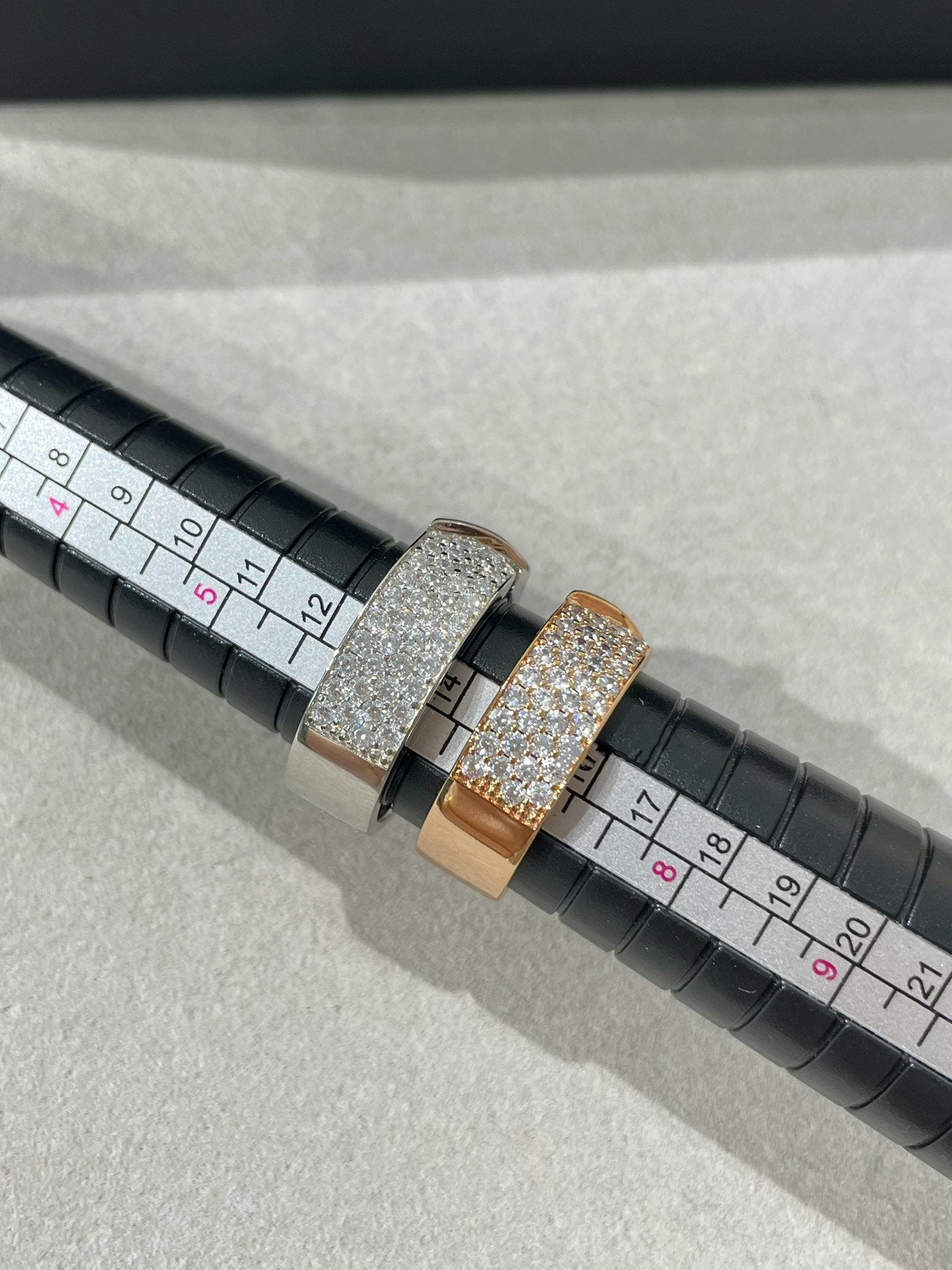 [Windsor Jewelry]LIENS EVIDENCE  DIAMOND PAVED RING