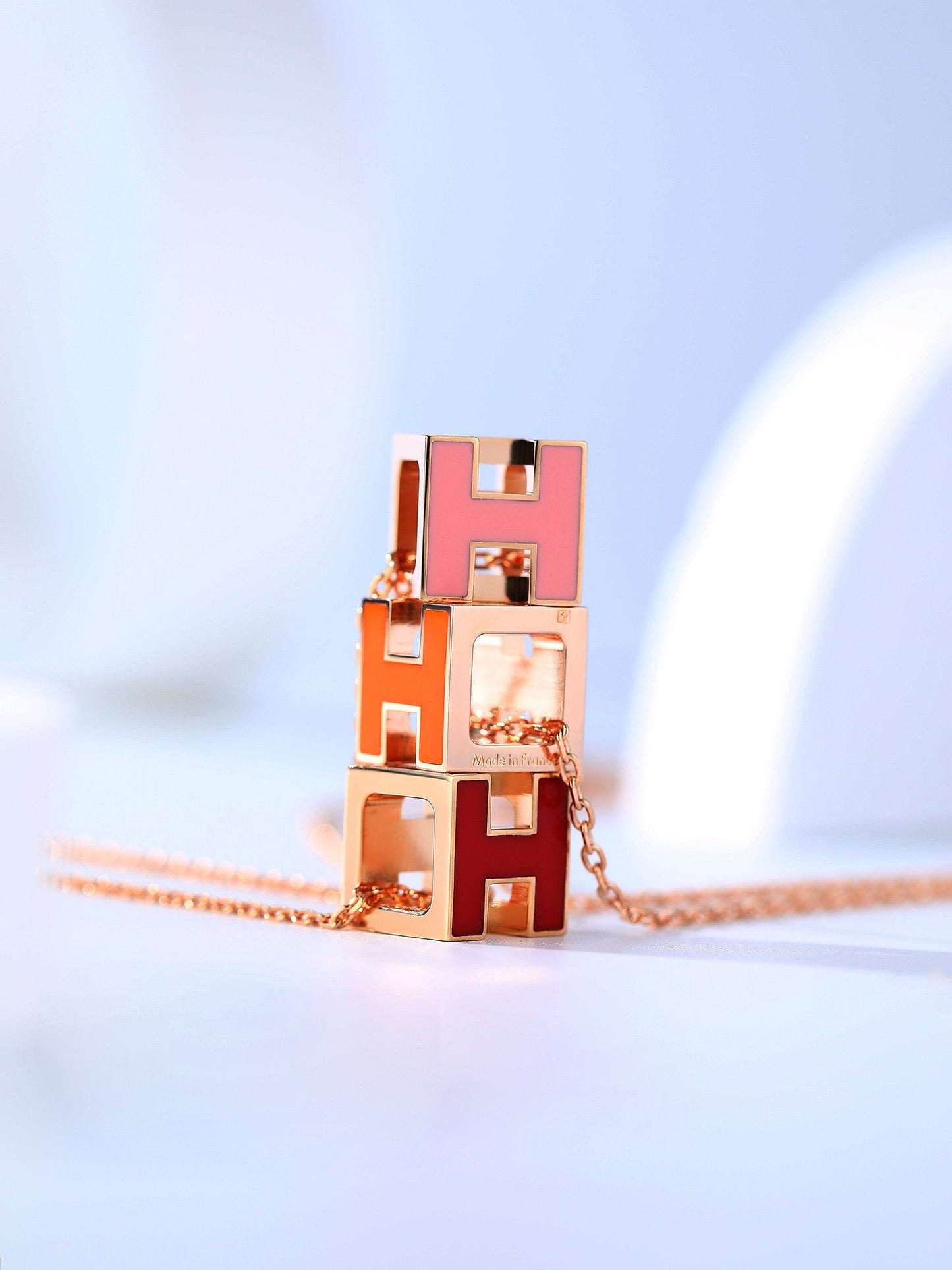 [Windsor Jewelry]H CAGE PINK GOLD NECKLACE