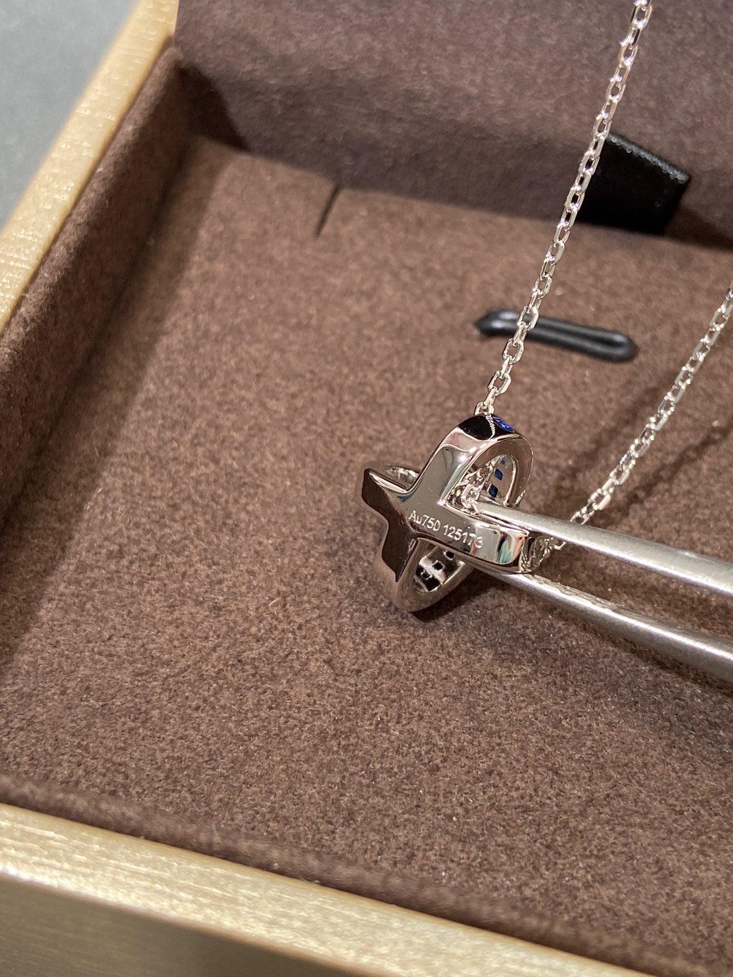 [Windsor Jewelry]LIENS DIAMOND SILVER NECKLACE
