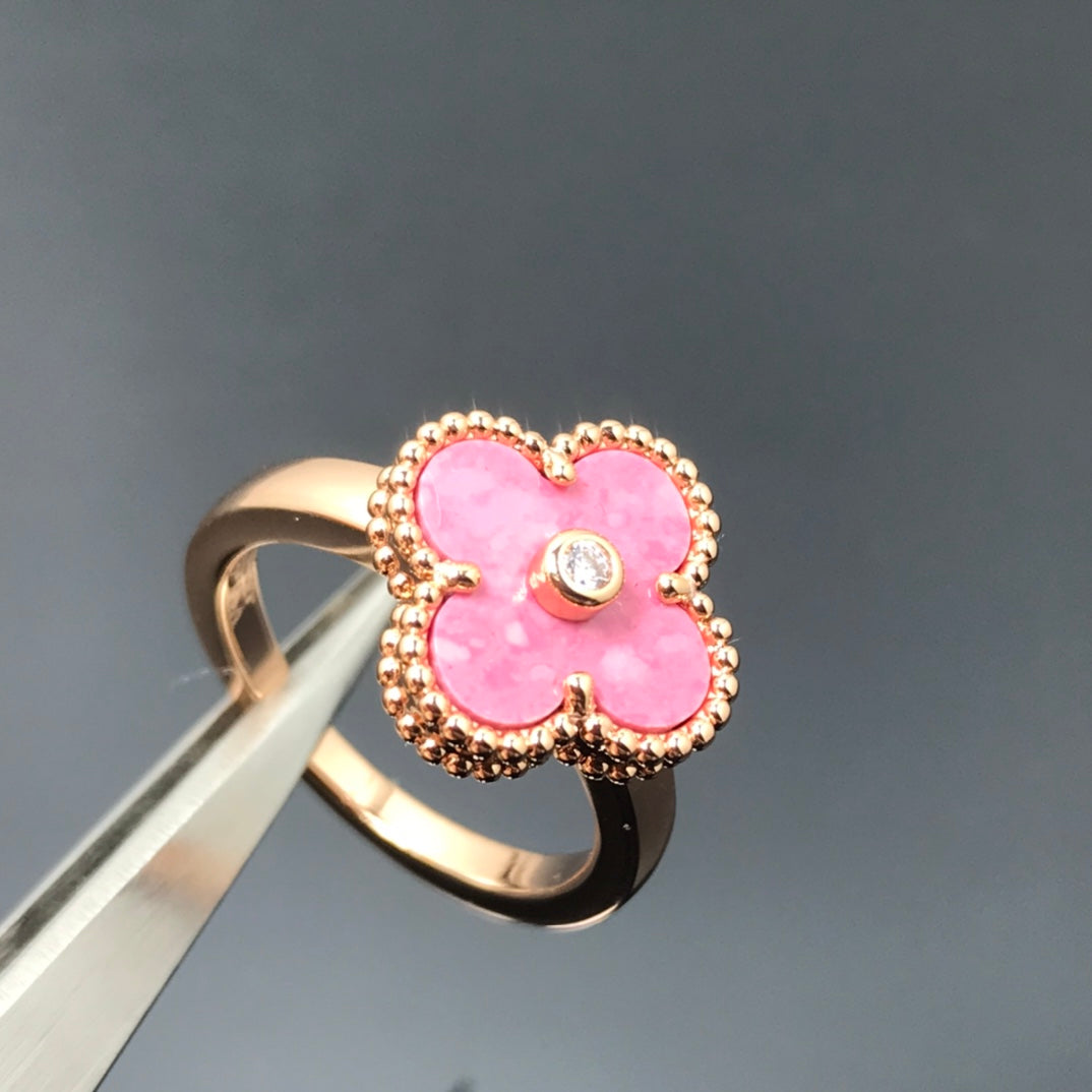 [Windsor Jewelry]CLOVER RHODONITE ROSE GOLD RING