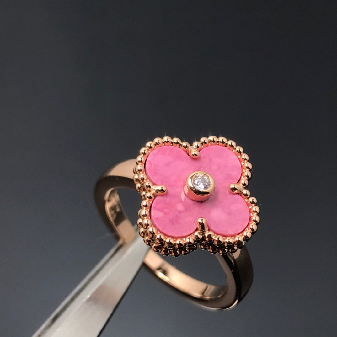 [Windsor Jewelry]CLOVER RHODONITE ROSE GOLD RING