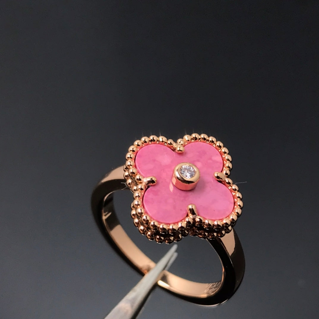 [Windsor Jewelry]CLOVER RHODONITE ROSE GOLD RING
