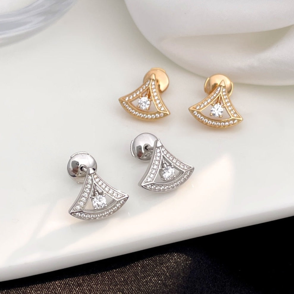 [Windsor Jewelry]DREAM MINI DIAMOND STUD EARRINGS