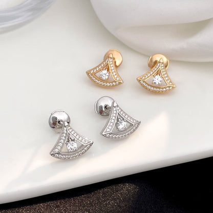 [Windsor Jewelry]DREAM MINI DIAMOND STUD EARRINGS