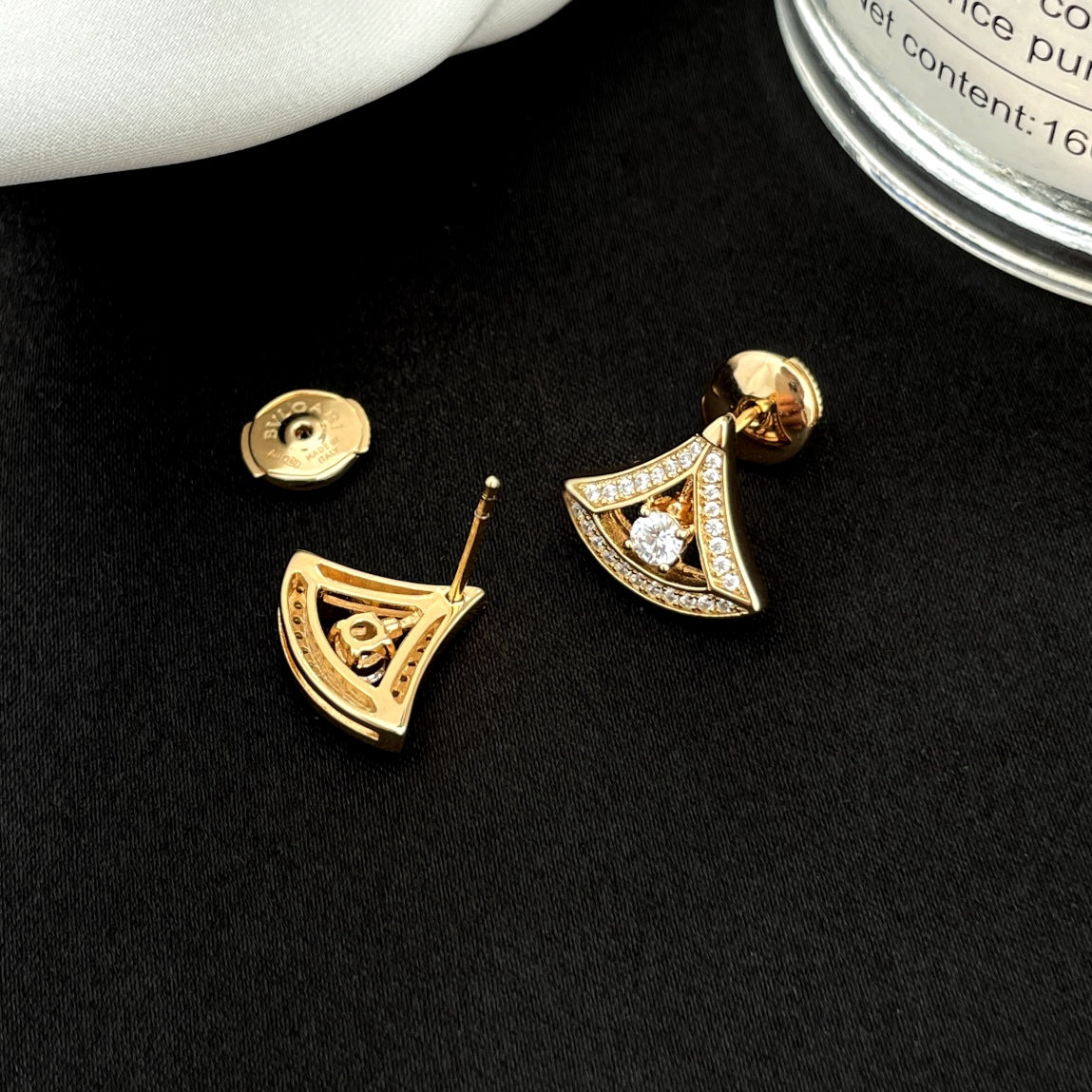[Windsor Jewelry]DREAM MINI DIAMOND STUD EARRINGS