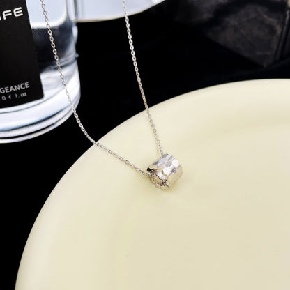 [Windsor Jewelry]BEE MINI PEDANT DIAMOND NECKLACE