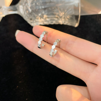 [Windsor Jewelry]BEE LOVE DIAMOND HOOP EARRINGS