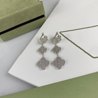 [Windsor Jewelry]CLOVER 3 MOTIF DIAMOND SILVER DROP EARRINGS
