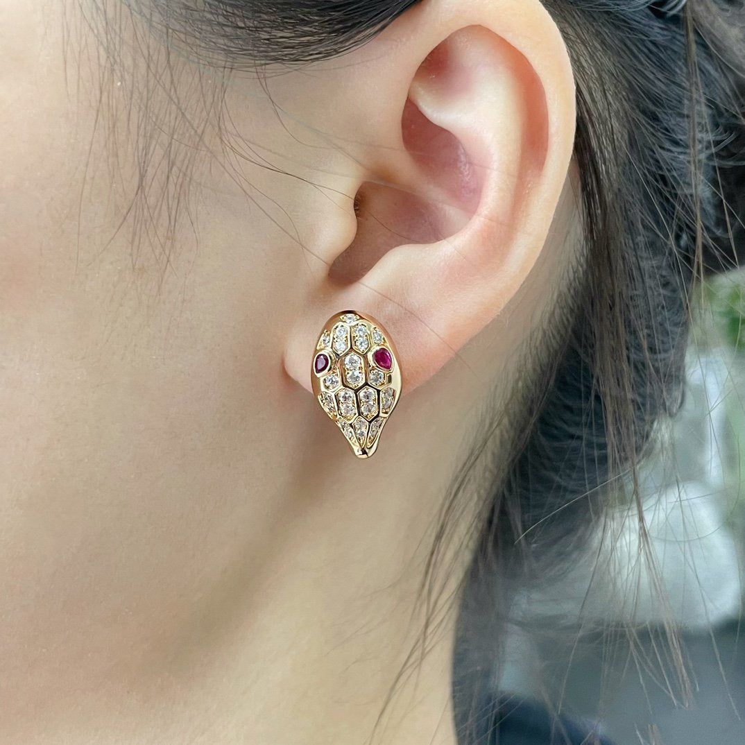 [Windsor Jewelry]SERPENT DIAMOND STUD EARRINGS