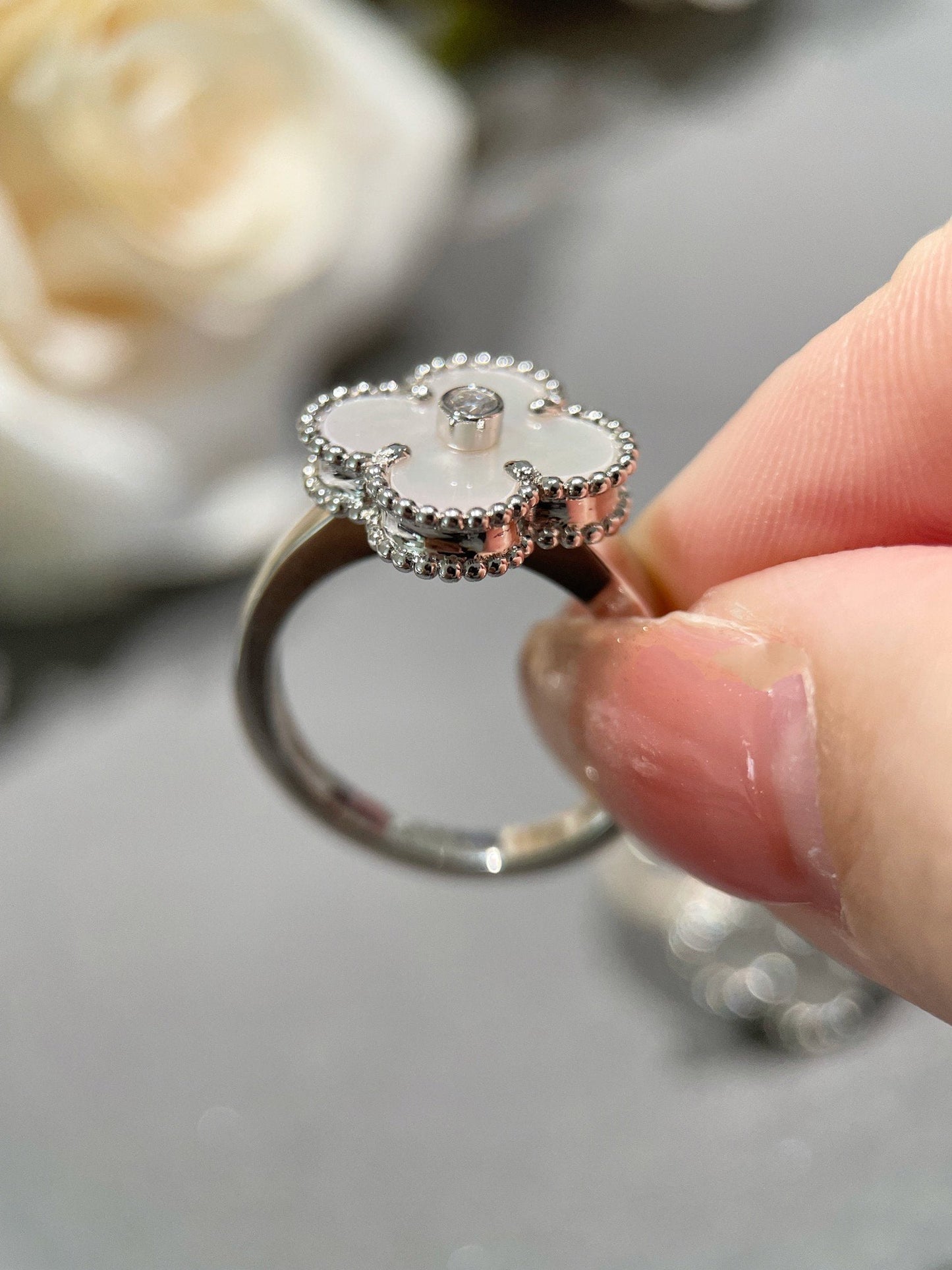 [Windsor Jewelry]CLOVER SILVER MOP DIAMOND RING