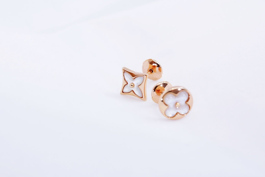 [Windsor Jewelry]STAR AND SUN PINK GOLD MOP STUD EARRINGS