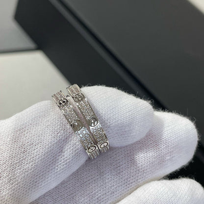 [Windsor Jewelry]LOVE DIAMOND SILVER HOOP EARRINGS
