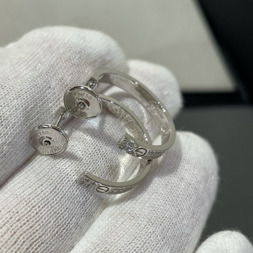 [Windsor Jewelry]LOVE DIAMOND SILVER HOOP EARRINGS