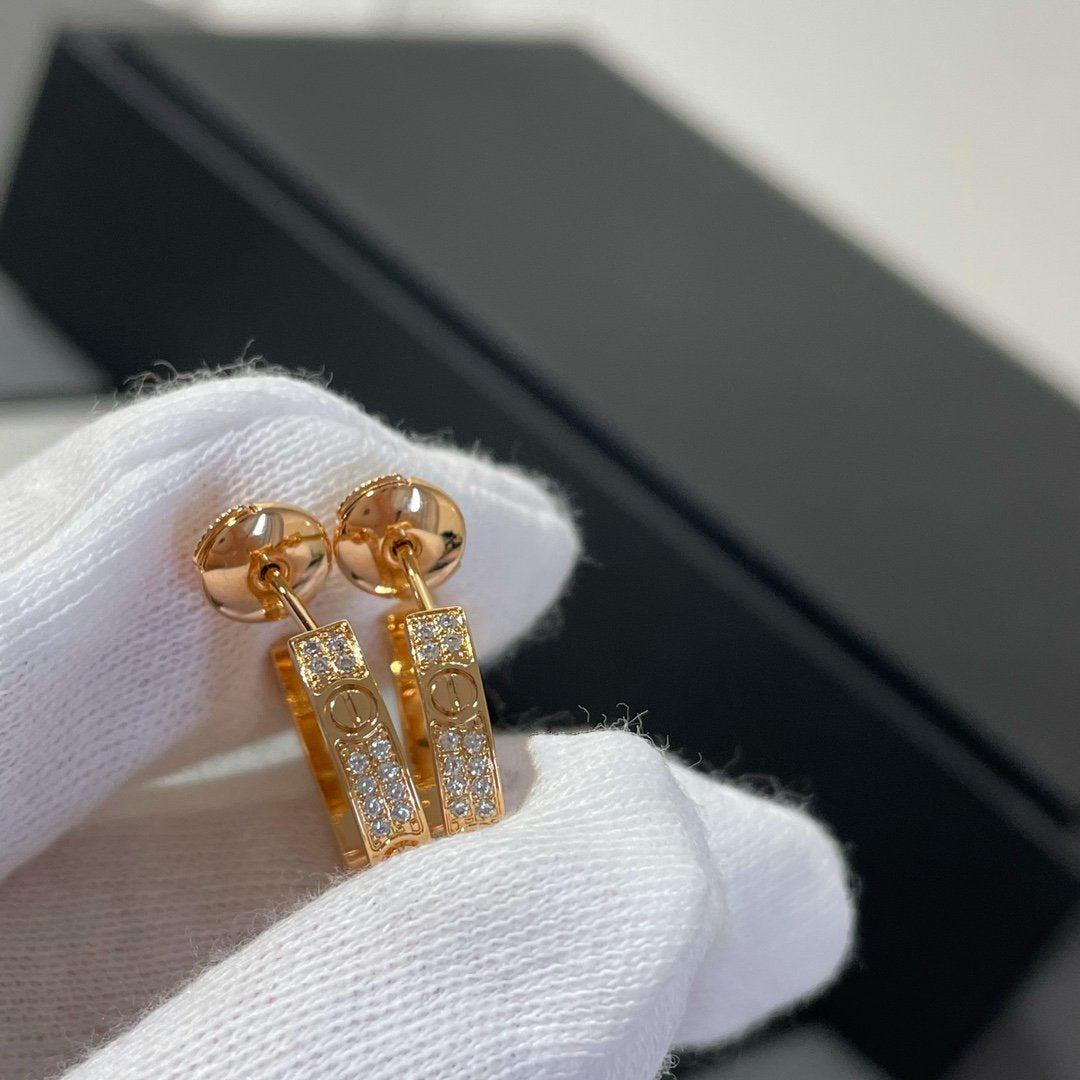 [Windsor Jewelry]LOVE DIAMOND PINK GOLD HOOP EARRINGS