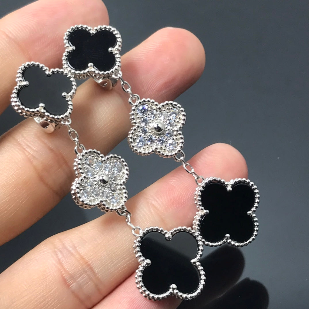 [Windsor Jewelry]CLOVER 3 MOTIF DIAMOND ONYX SILVER EARRINGS