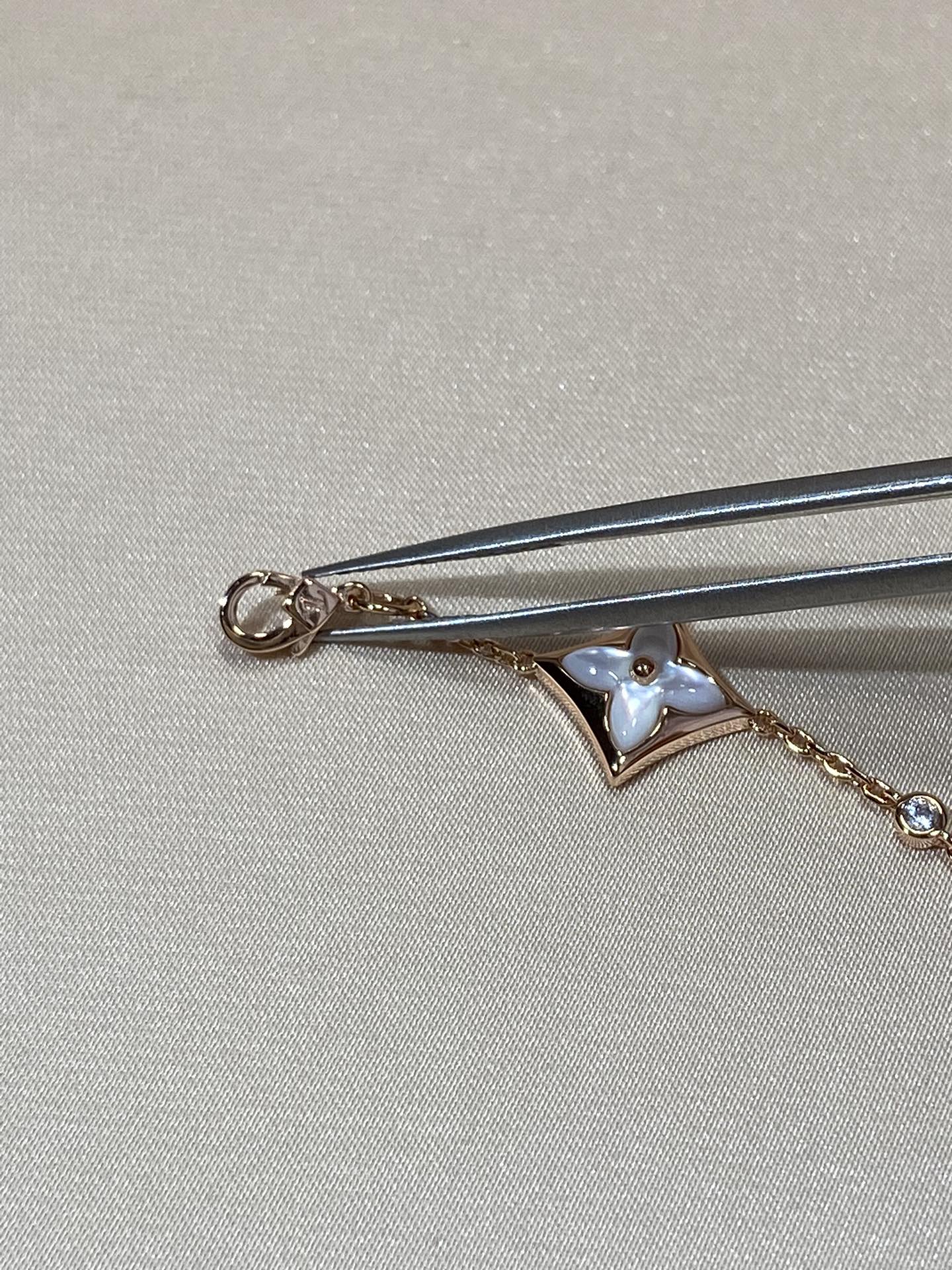 [Windsor Jewelry]STAR 4 MOTIF MOP DIAMOND PINK GOLD BRACELET