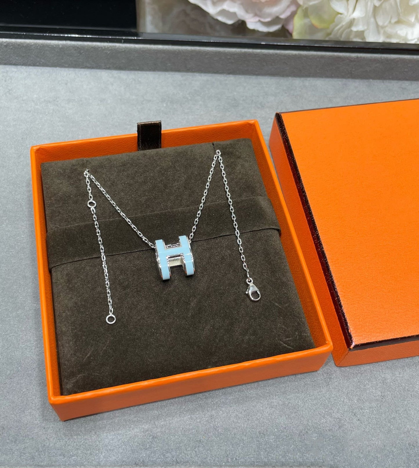 [Windsor Jewelry]POP H SKY BLUE NECKLACE