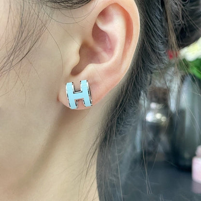 [Windsor Jewelry]POP H SKY BLUE STUD EARRINGS