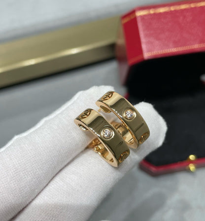 [Windsor Jewelry]LOVE 5.5MM 1 DIAMOND EARRINGS