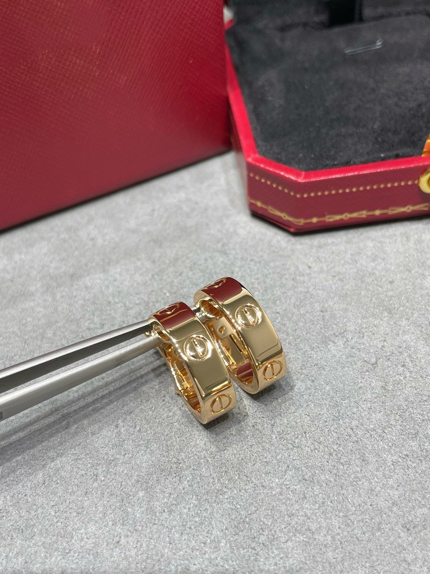 [Windsor Jewelry]LOVE 5.5MM EARRINGS