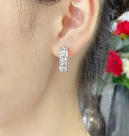 [Windsor Jewelry]LOVE 5.5MM DIAMOND PAVED EARRINGS