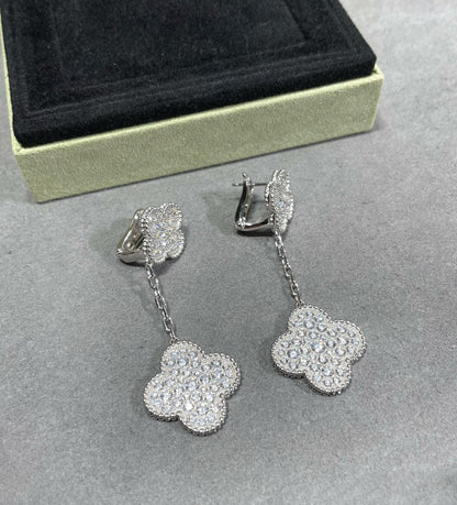 [Windsor Jewelry]CLOVER 2 MOTIFS DIAMOND PAVED SILVER EARRINGS