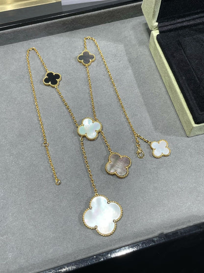 [Windsor Jewelry]CLOVER 6 MOTIF MOP ONYX GOLD NECKLACE