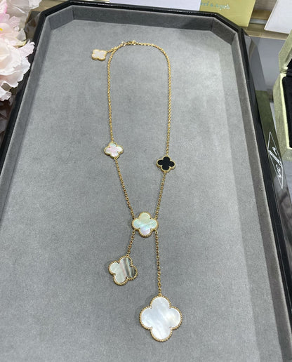 [Windsor Jewelry]CLOVER 6 MOTIF MOP ONYX GOLD NECKLACE