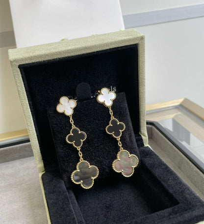 [Windsor Jewelry]CLOVER 3 MOTIF MOP ONYX DARK MOP PINK GOLD EARRINGS