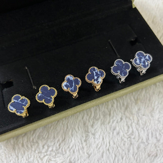 [Windsor Jewelry]CLOVER PIETERSITE MEDIUM STUD EARRINGS