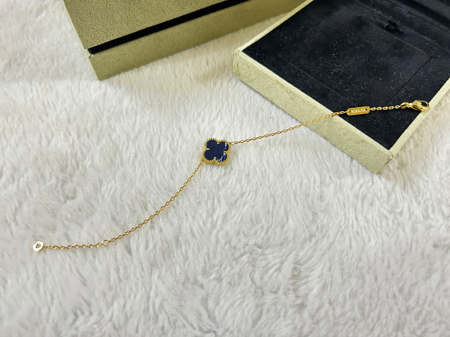 [Windsor Jewelry]CLOVER 1 MOTIF PIETERSITE BRACELET
