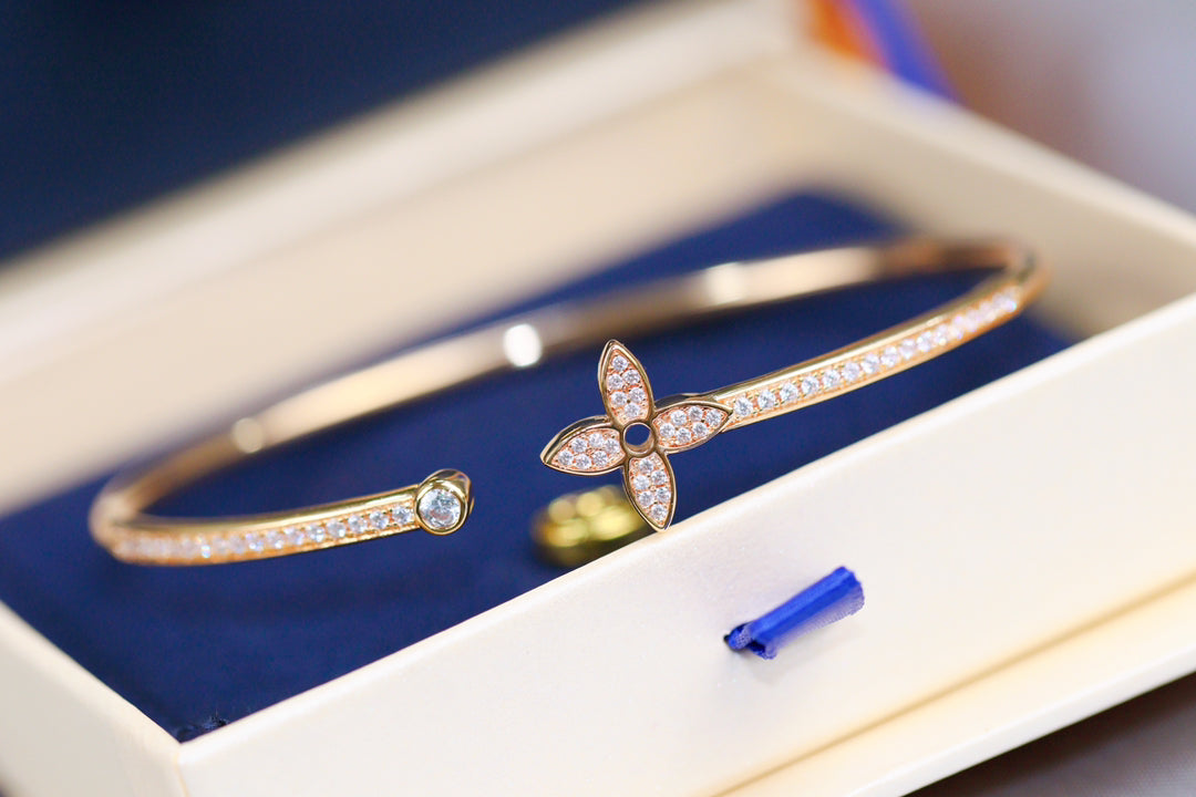 [Windsor Jewelry]IDYLLE PINK GOLD OPEN BRACELET DIAMOND PAVED