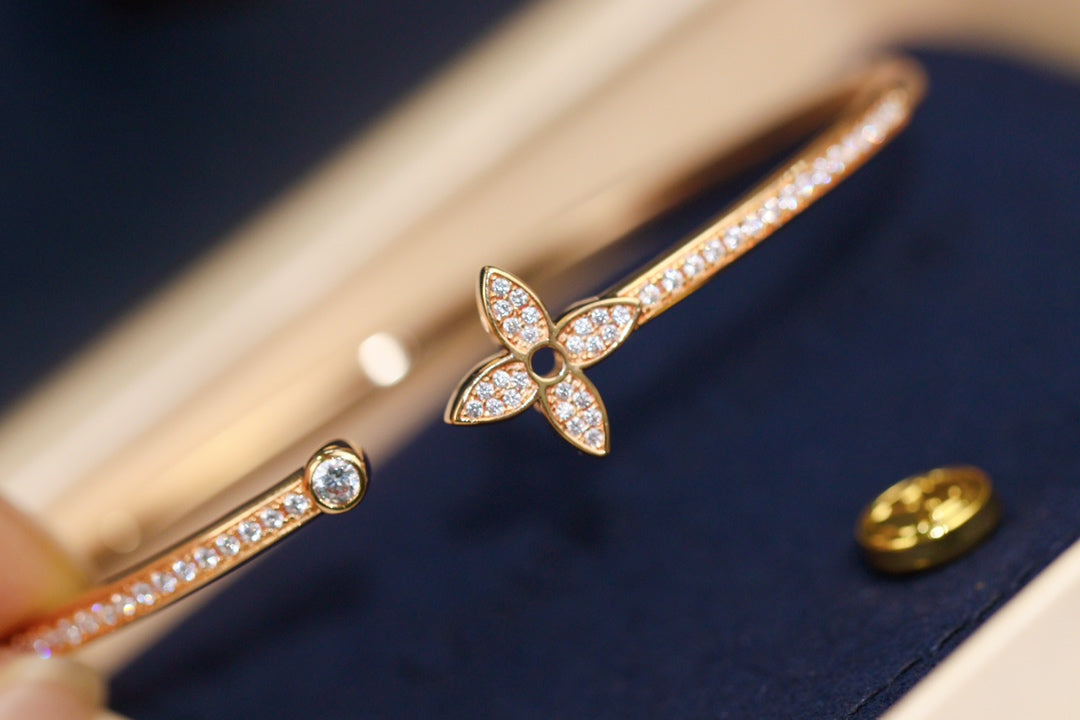 [Windsor Jewelry]IDYLLE PINK GOLD OPEN BRACELET DIAMOND PAVED