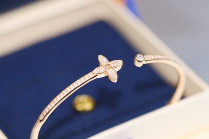 [Windsor Jewelry]IDYLLE PINK GOLD OPEN BRACELET DIAMOND PAVED