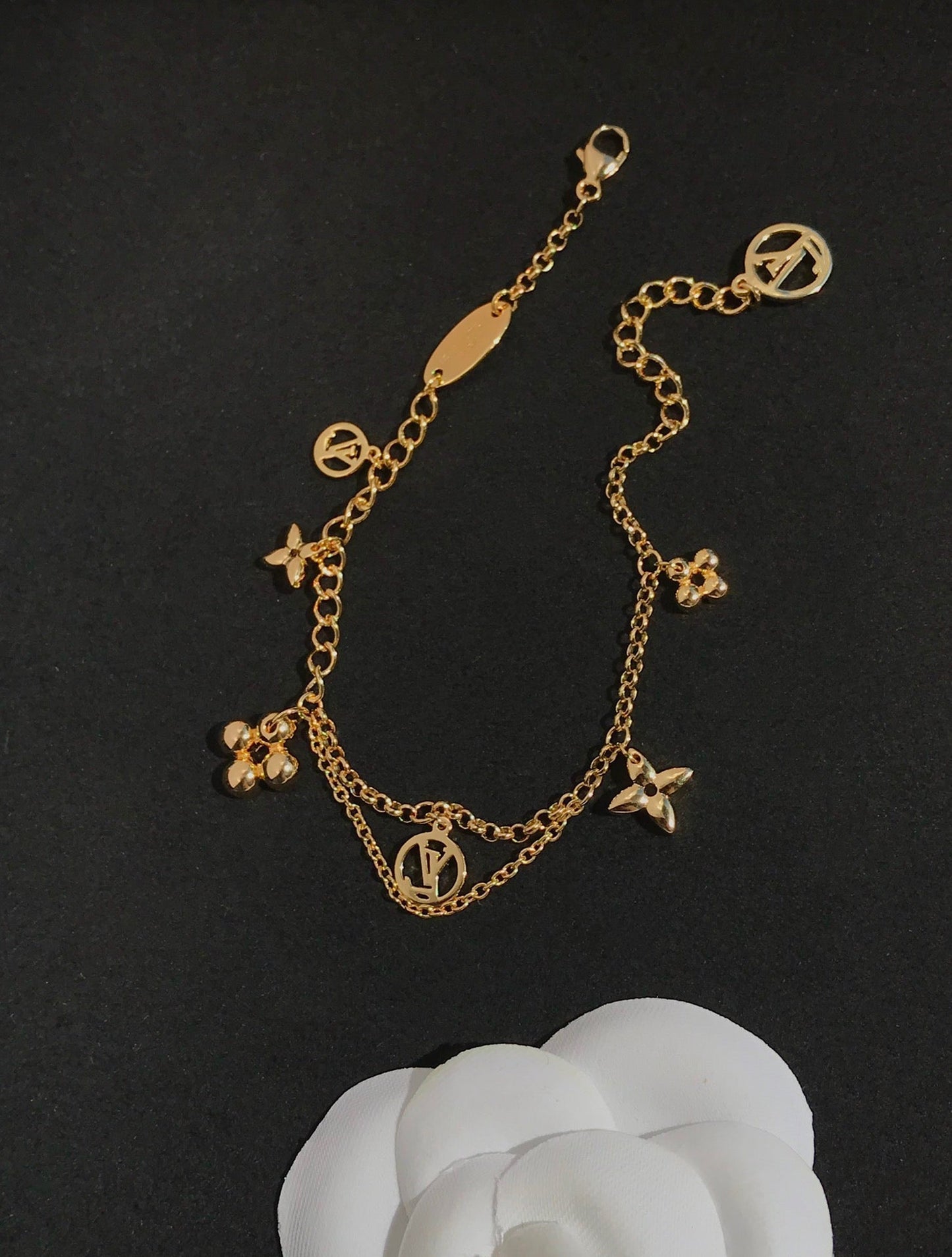 [Windsor Jewelry]BLOOMING PINK GOLD MOP BRACELET