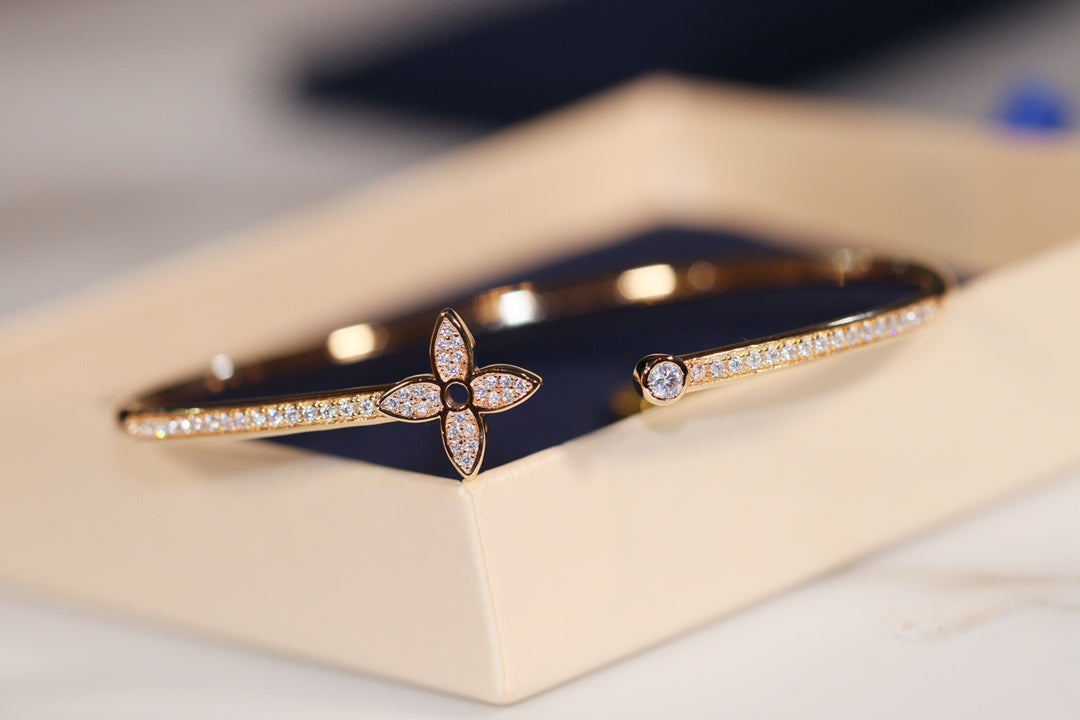 [Windsor Jewelry]IDYLLE GOLD OPEN BRACELET DIAMOND PAVED