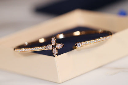 [Windsor Jewelry]IDYLLE GOLD OPEN BRACELET DIAMOND PAVED