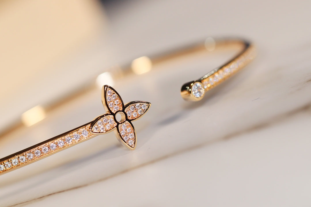 [Windsor Jewelry]IDYLLE GOLD OPEN BRACELET DIAMOND PAVED