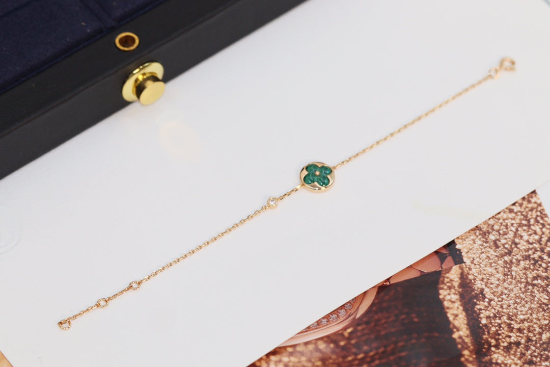 [Windsor Jewelry]STAR AND SUN 4 MOTIF PINK GOLD MALACHITE BRACELET