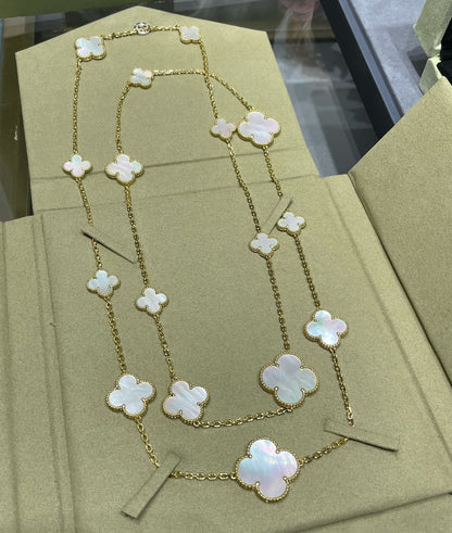 [Windsor Jewelry]CLOVER 16 MOTIF WHITE MOP GOLD NECKLACE