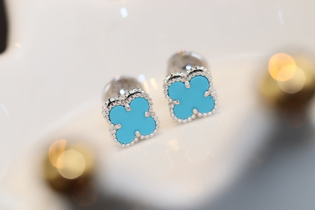 [Windsor Jewelry]CLOVER MINI TURQUOISE SILVER STUD EARRINGS