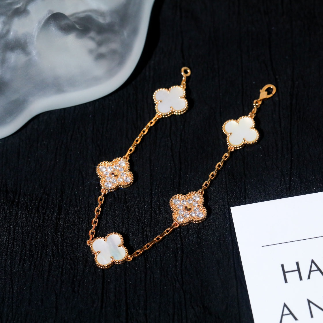 [Windsor Jewelry]CLOVER BRACELET 5 MOTIF WHITE MOP DIAMOND