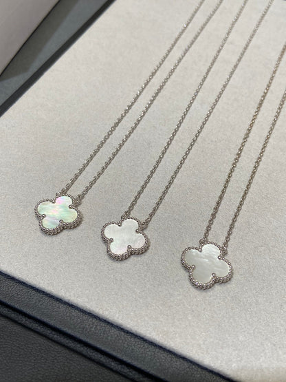 [Windsor Jewelry]CLOVER MEDIUM SILVER WHITE MOP NECKLACE