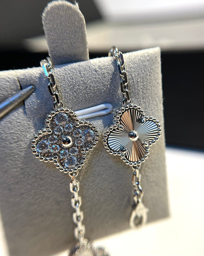 [Windsor Jewelry]CLOVER 5 MOTIF SILVER DIAMOND BRACELET