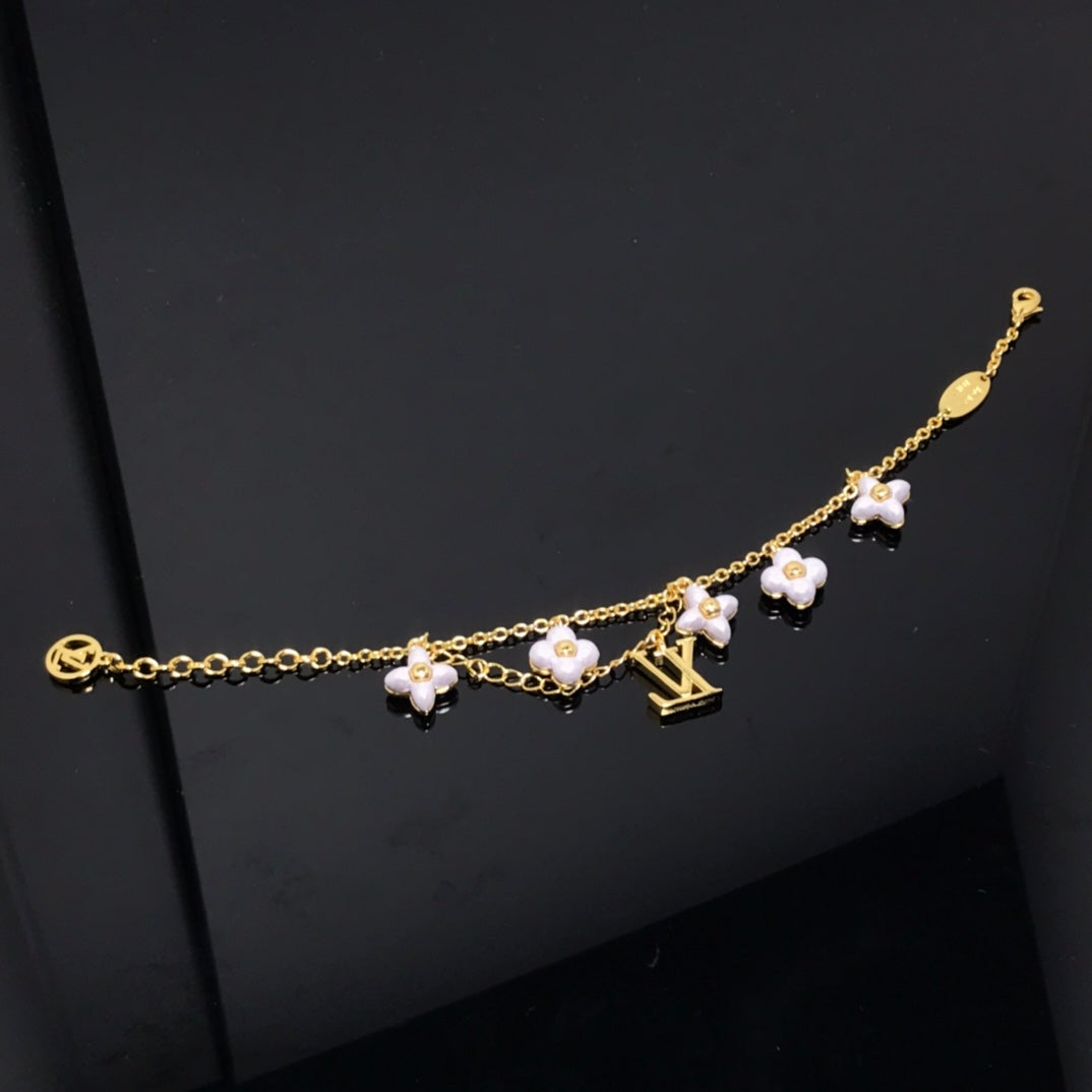 [Windsor Jewelry]LOGO 6 MOTIF STAR AND SUN GOLD BRACELET