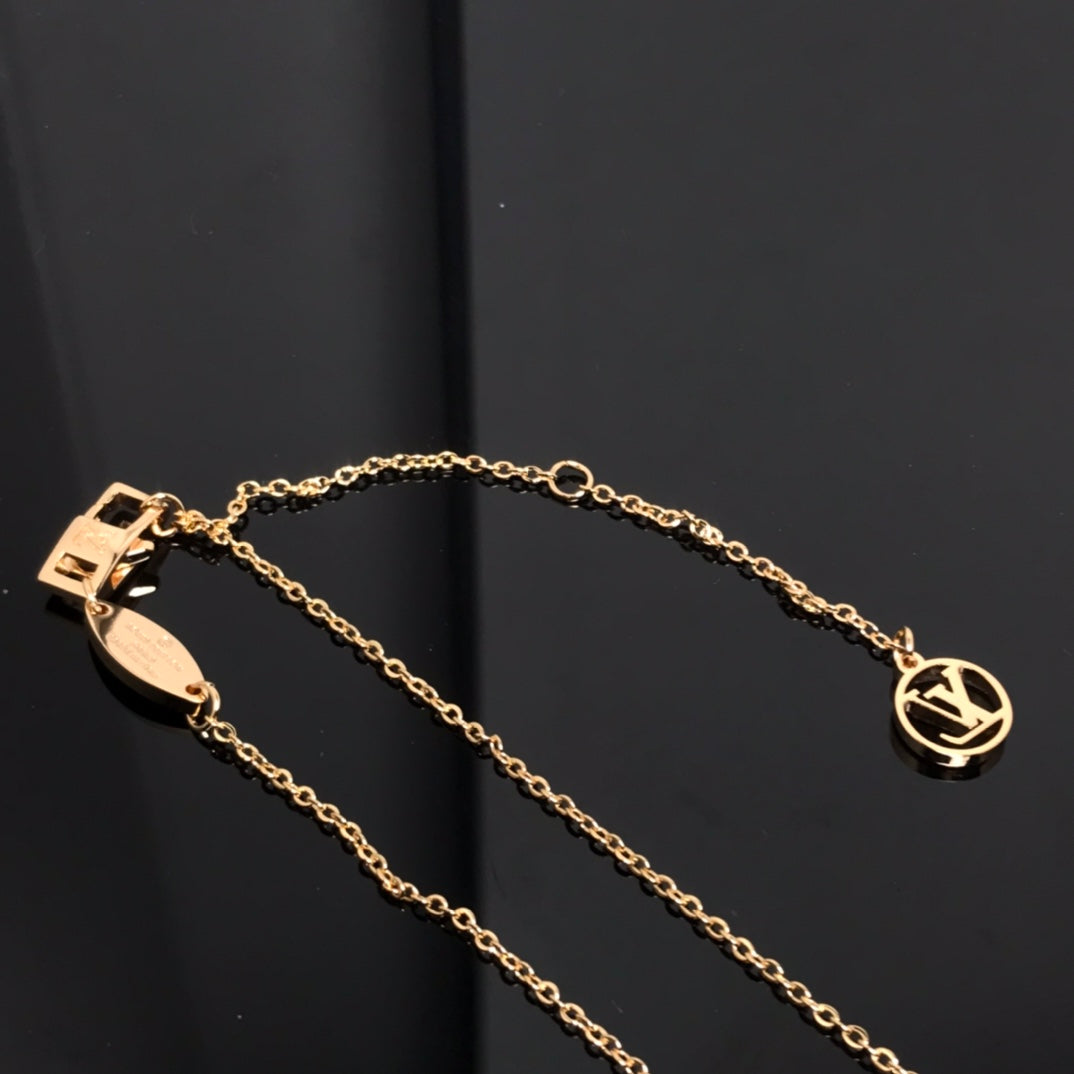 [Windsor Jewelry]COLOR BLOSSOM PINK MOP SUN GOLD NECKLACE