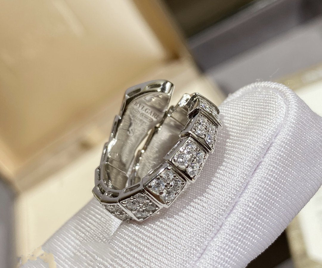 [Windsor Jewelry]SERPENTI RING SILVER DIAMOND PAVED