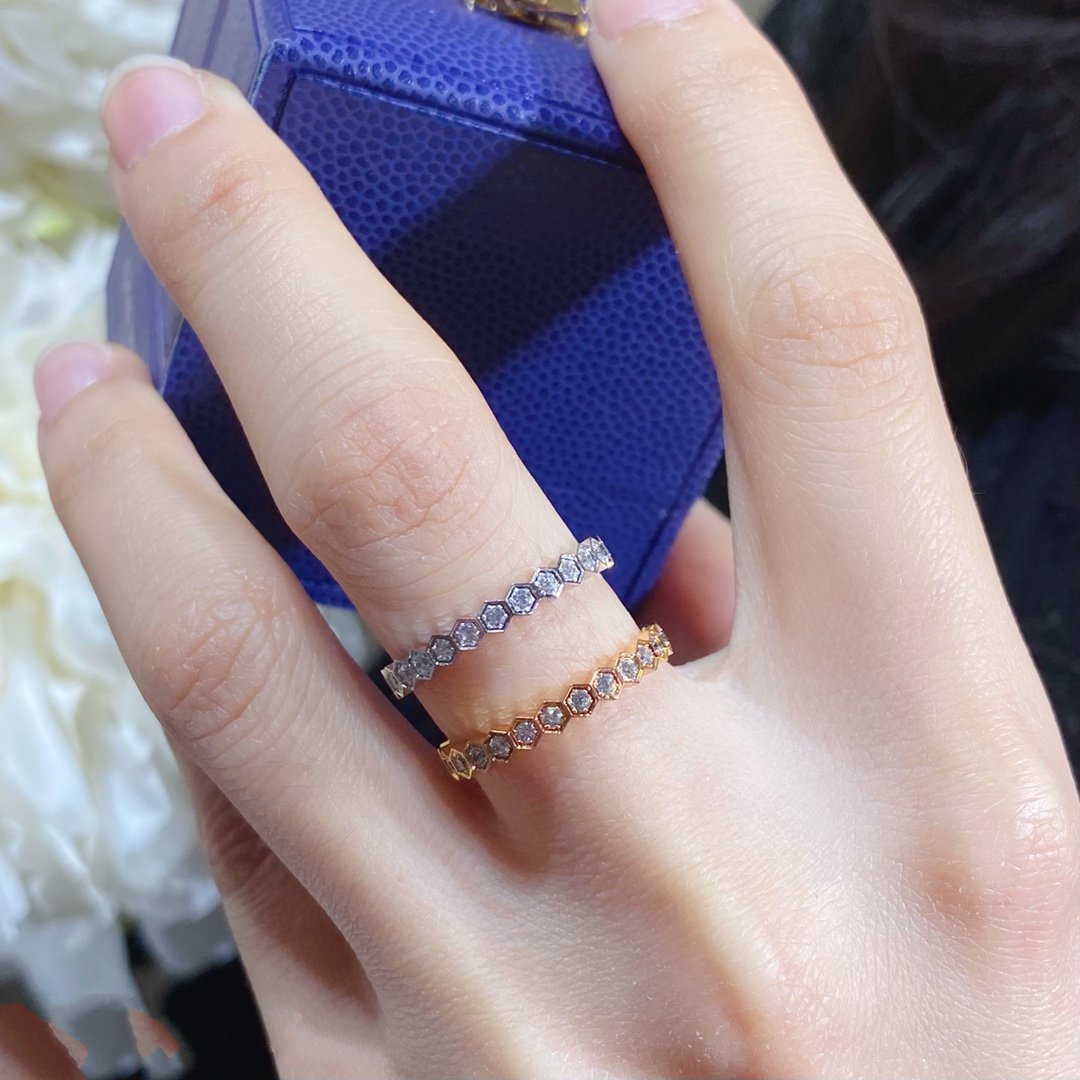 [Windsor Jewelry]BEE LOVE DIAMOND PAVED SMALL RING